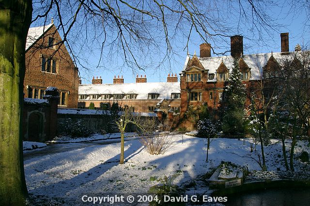 Pembroke College  Snowy Cambridge, January 2004 